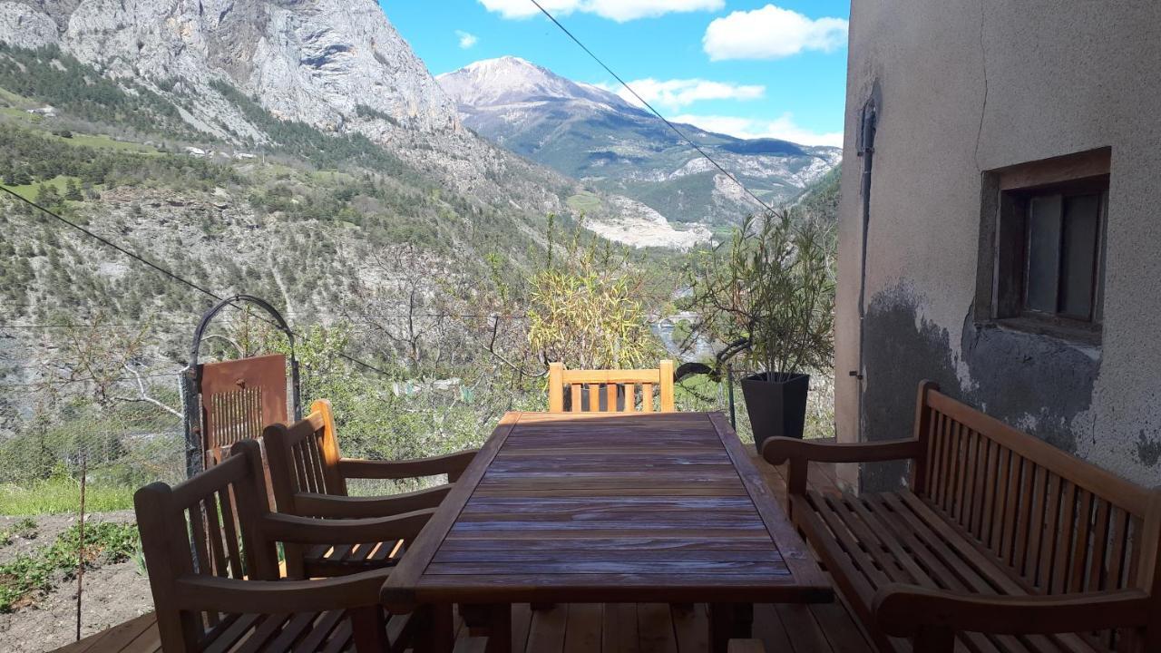Le Verger Appartement Le Martinet  Buitenkant foto